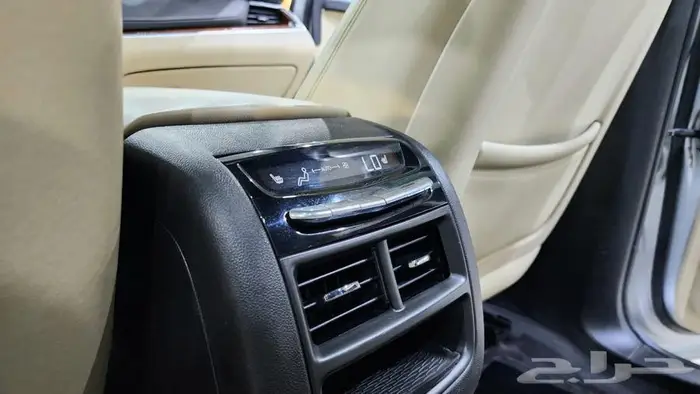 كاديلاك XT5 2017 30