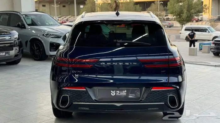 2022 جنيسس جي في 70 GENESIS GV70 6