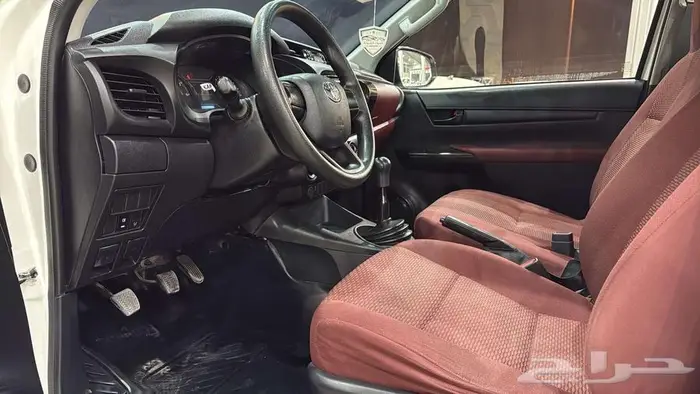 تويوتا هايلكس 2022 GLX دبل غمارة 7