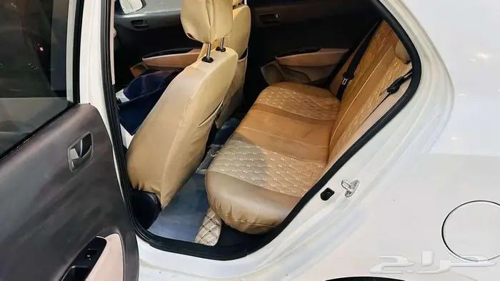 هيونداي i10 موديل 2016 13