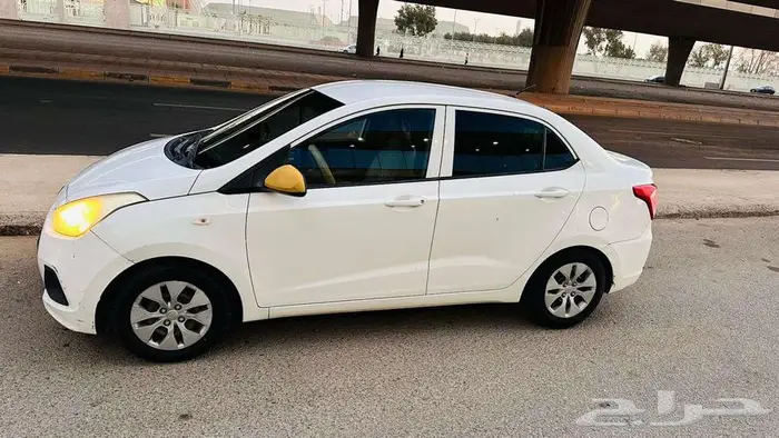 هيونداي i10 موديل 2016 9