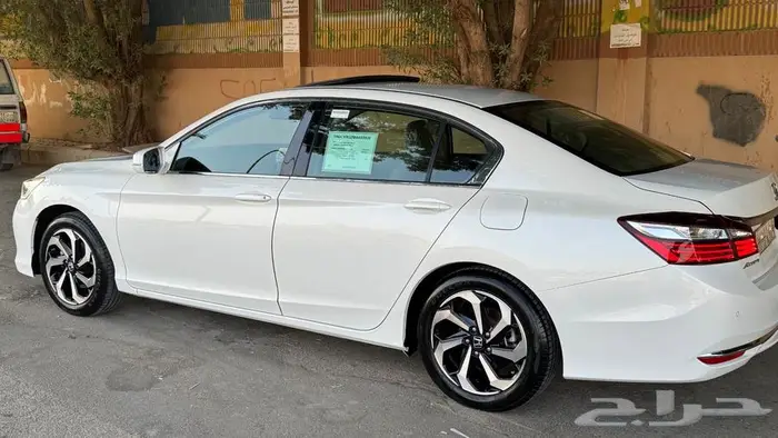هواند اكورد 2017 نظيفه جدا 18
