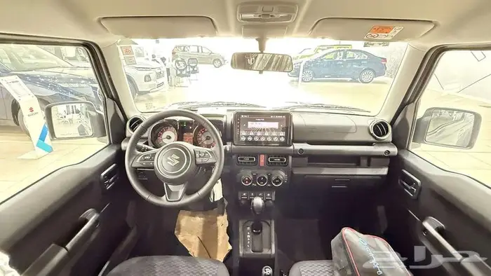 سوزوكى جمنى 3 ابواب قير اتوماتيك 2026 8