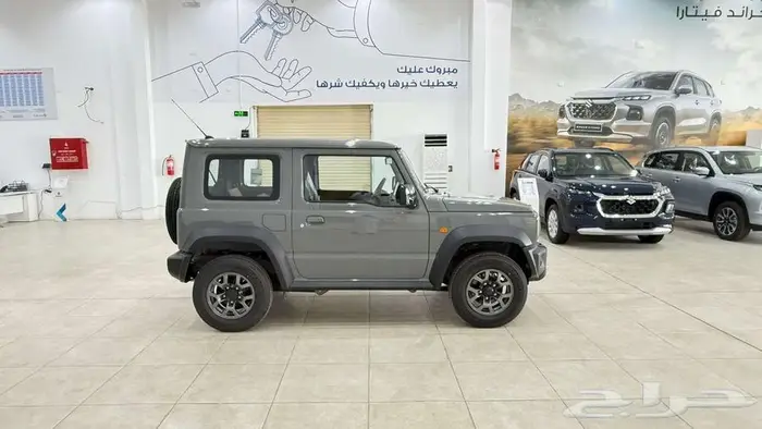 سوزوكى جمنى 3 ابواب قير اتوماتيك 2026 3