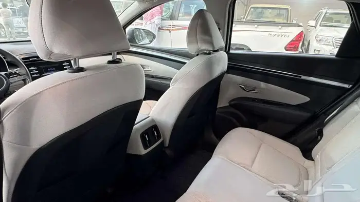 جيب هيونداي توسان 2023 مخزن شبه أصفار 3