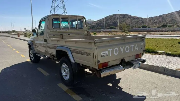 جيب تويوتا بكب 2012 6