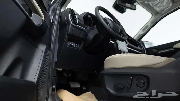 فورد ايفرست XLT موديل 2025 9