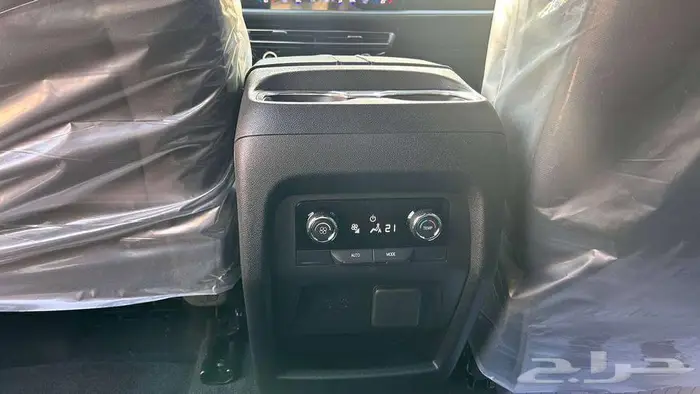 شفروليه ترافيرس LT 2025 لدى شركة عبدالمجيد الخضر 12