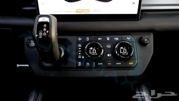 لاند روفر ديفندر 110 اوكتا اديشن 1 2025 اصفار مع ضمان 15