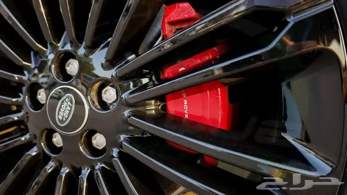 2025 لاند روفر رينج روفر فيلار P250 DYNAMIC SE اصفار 19