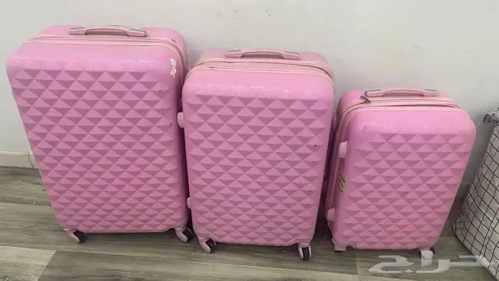 شنط سفر طقم ثلاث قطع مستعمل 0