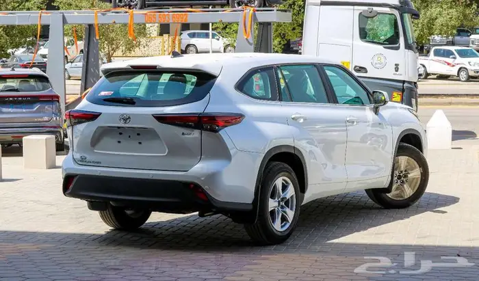 تويوتا هايلاندر 2025 متوفر جميع الفئات والالوان كاش  _ اقساط 5