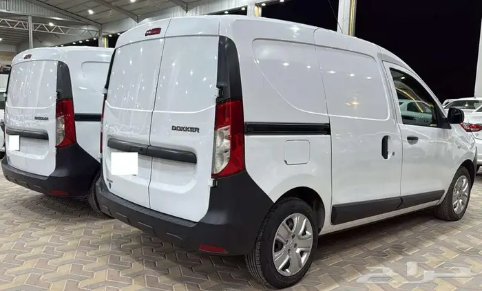 رينو دوكر فان بنزين 2021 5