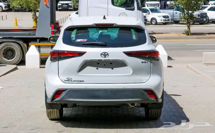 تويوتا هايلاندر 2025 متوفر جميع الفئات والالوان كاش  _ اقساط 6