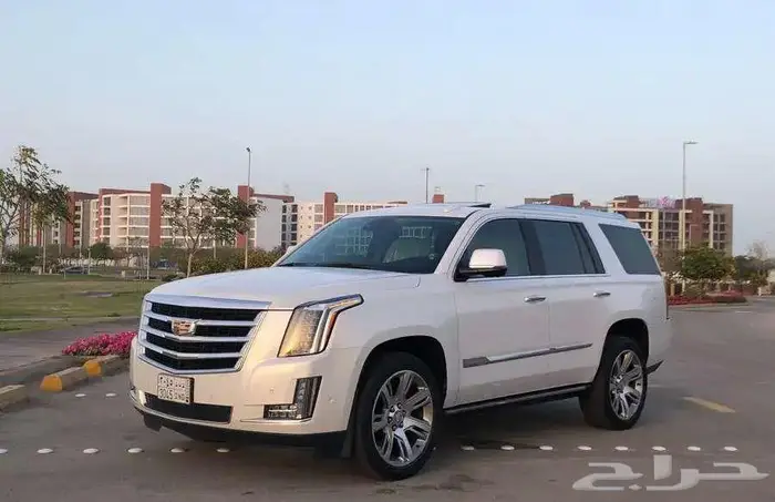 كاديلاك اسكاليد 2020 فل كامل قصير ممشي 34 ألف قليل مخزنة 61