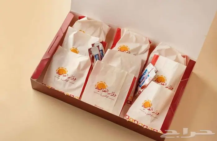 طباعة أكياس الفطيرة بوكسات ورقية 0