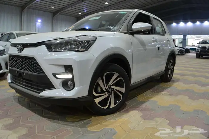 تويوتا رايز ليمتد 2026 فضى وأبيض 7