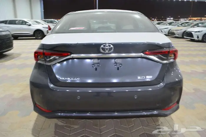 تويوتا كورولا ماكينة 2.0 طيس ومطور جنوط 6