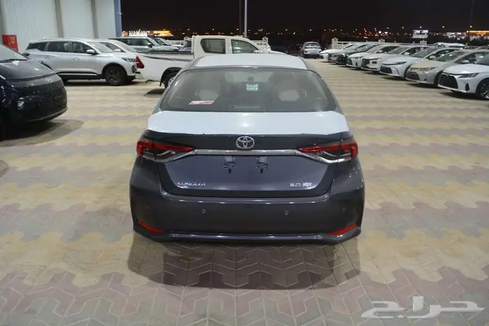 تويوتا كورولا ماكينة 2.0 طيس ومطور جنوط 5