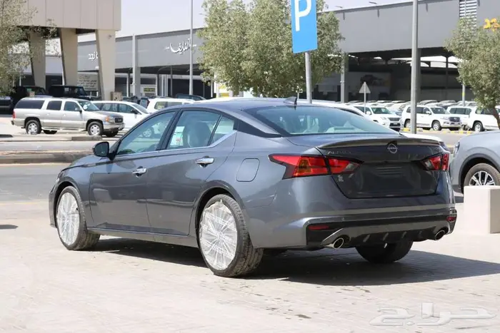 نيسان التيما نص فل 2026 كاش وتقسيط 8