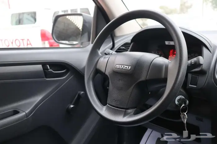 ايسوزو ديماكس غمارتين ستاندر 2026 لتقسط الشركات 10