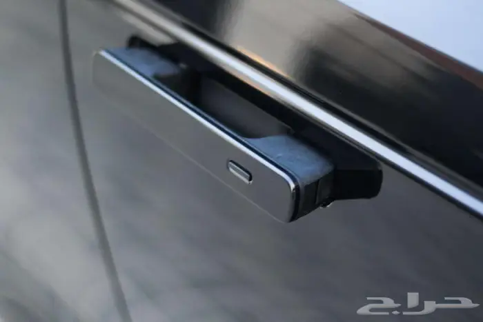 رنج روفر فيلار SE R-Dynamic P 250 موديل 2026 (جديد) 18