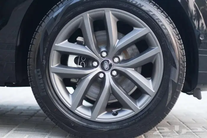 رنج روفر فيلار SE R-Dynamic P 250 موديل 2026 (جديد) 19