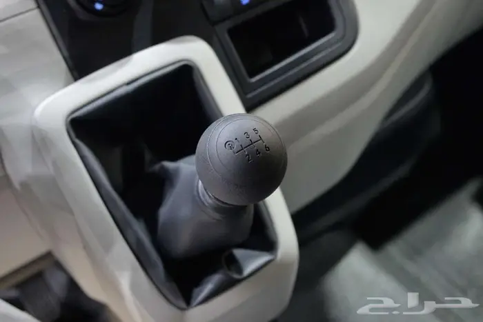 تويوتا هايس بضاعة ديزل بالنقد والتقسيط 7