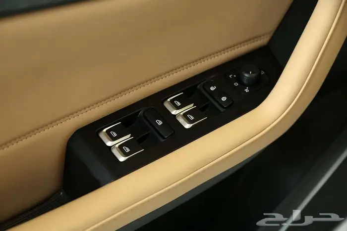 رحلتك تبدأ مع سيارة تجمع بين القوة والفخامة أوكافانجو2025 GK 10