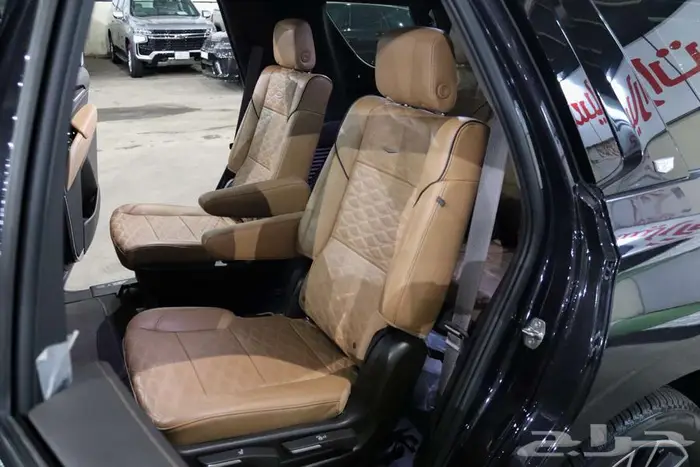 كاديلاك اسكاليد 2023 سبورت 16