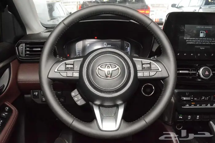 تويوتا أوربان 2026 ستاندر GL 1.5 بالنقد والتقسيط 10