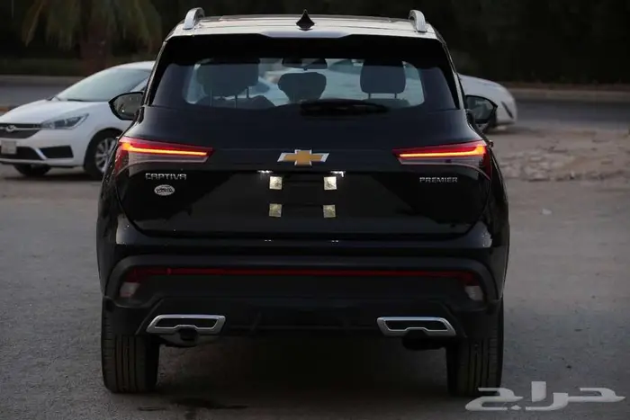 شيفروليه كابتيفا بريمير فضي 2026 13