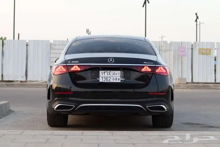 مرسيدس E300 كت AMG 18