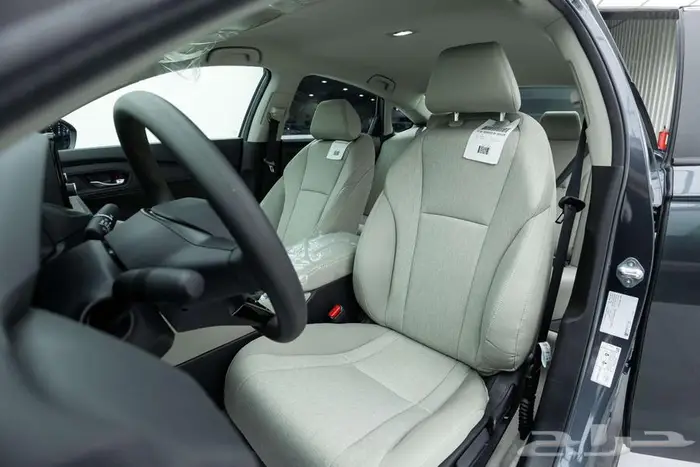 هوندا اكورد LX ستاندر 2025 تصميم يلفت الانظار 12