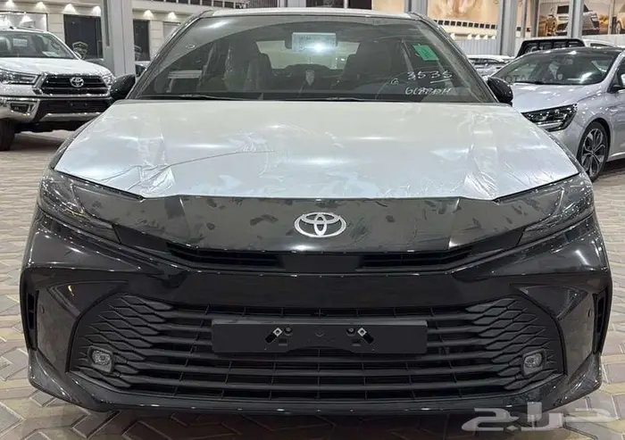 تويوتا كامري 2025 0