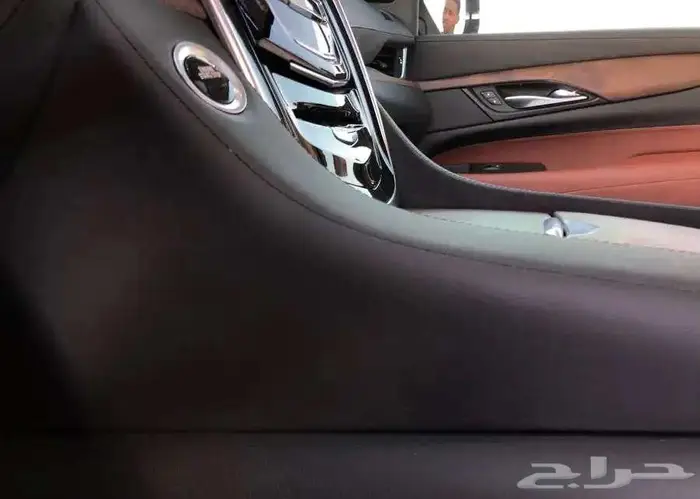 كاديلاك اسكاليد 2020 فل كامل قصير ممشي 34 ألف قليل مخزنة 22