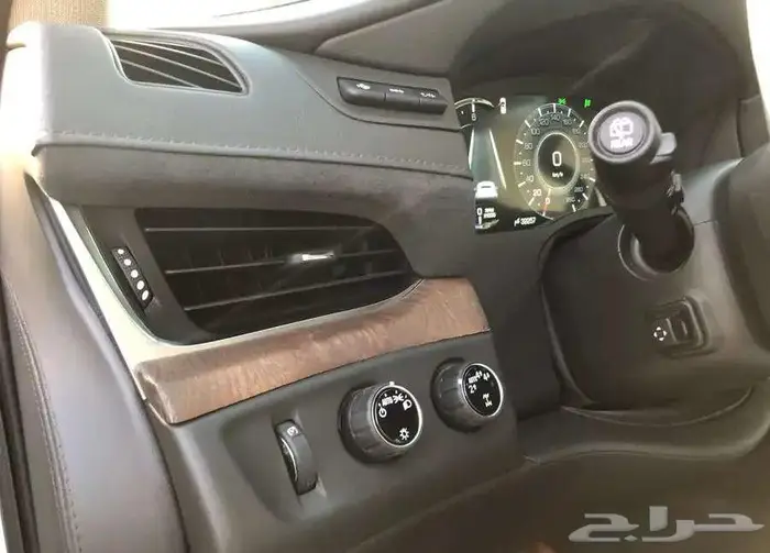 كاديلاك اسكاليد 2020 فل كامل قصير ممشي 34 ألف قليل مخزنة 18