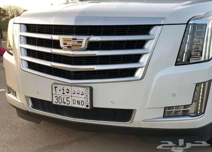 كاديلاك اسكاليد 2020 فل كامل قصير ممشي 34 ألف قليل مخزنة 12