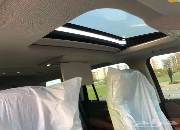 كاديلاك اسكاليد 2020 فل كامل قصير ممشي 34 ألف قليل مخزنة 20