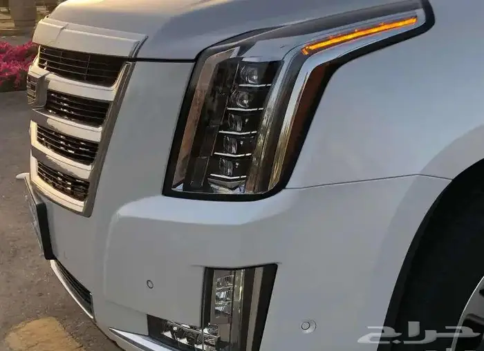 كاديلاك اسكاليد 2020 فل كامل قصير ممشي 34 ألف قليل مخزنة 10
