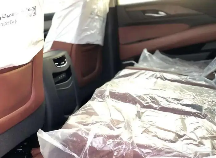 كاديلاك اسكاليد 2020 فل كامل قصير ممشي 34 ألف قليل مخزنة 37