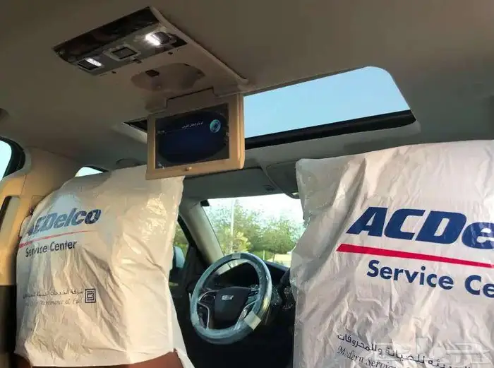 كاديلاك اسكاليد 2020 فل كامل قصير ممشي 34 ألف قليل مخزنة 42