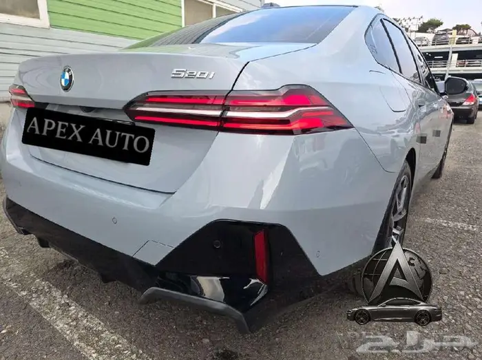 BMW 520i mkit Sport 2025 مملوكه ل للشركه 6