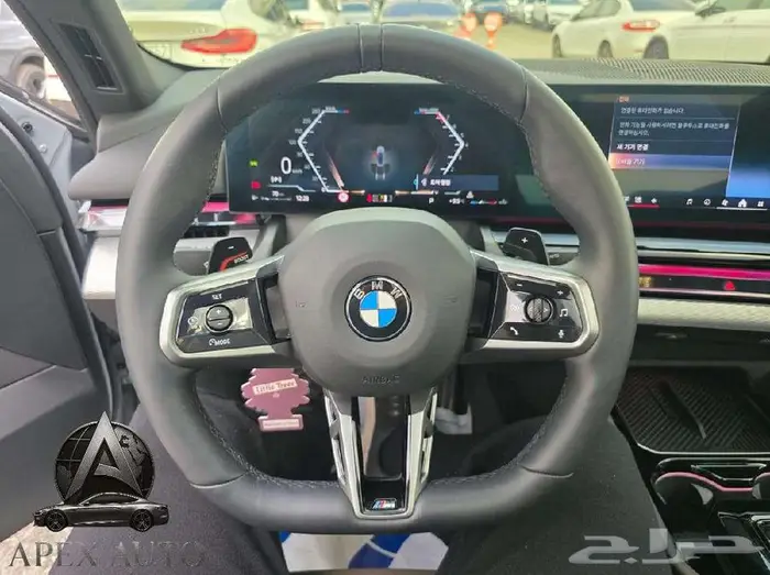 BMW 520i mkit Sport 2025 مملوكه ل للشركه 16