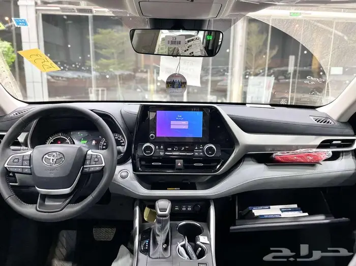 تويوتا هايلاندر GLE نص فل 2025 سعودي 4