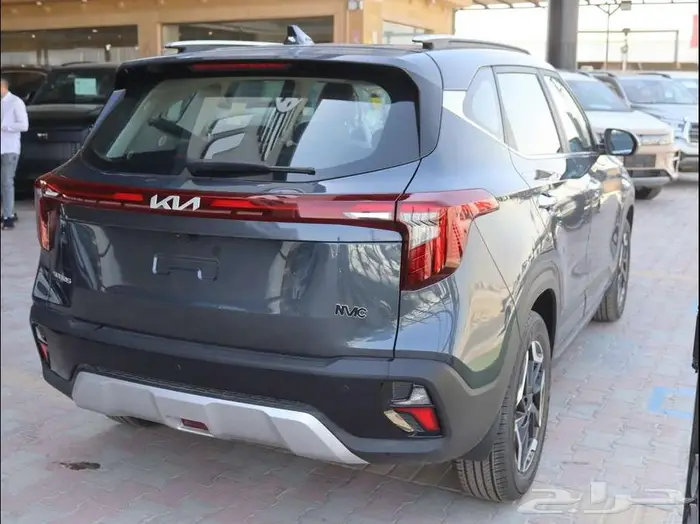 كيا سيلتوس GLS MID نص فل 2025 جديد 12