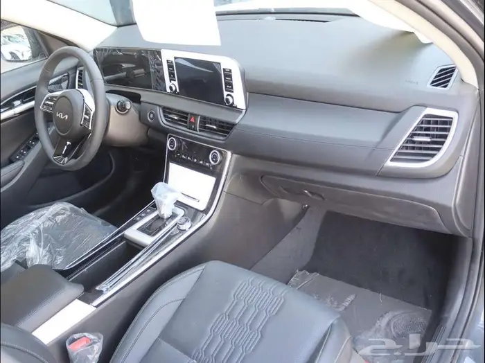 كيا سيلتوس GLS MID نص فل 2025 جديد 8