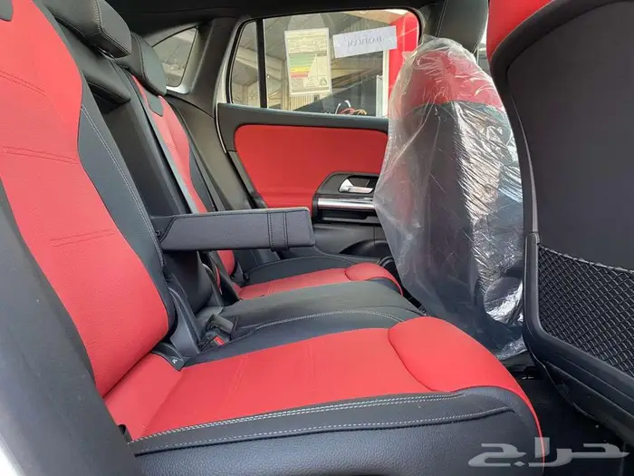 مرسيدس GLA200 جفالي 2023 اصفار بسعر مميز 30