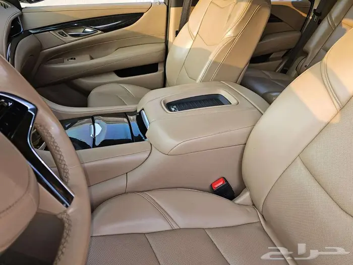 كاديلاك اسكاليد بلاتينيوم قصيرة 2020 - الخبر 1