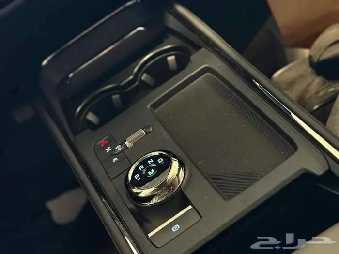 فورد تورس ترند 2026 - اسود ورمادي وابيض 20